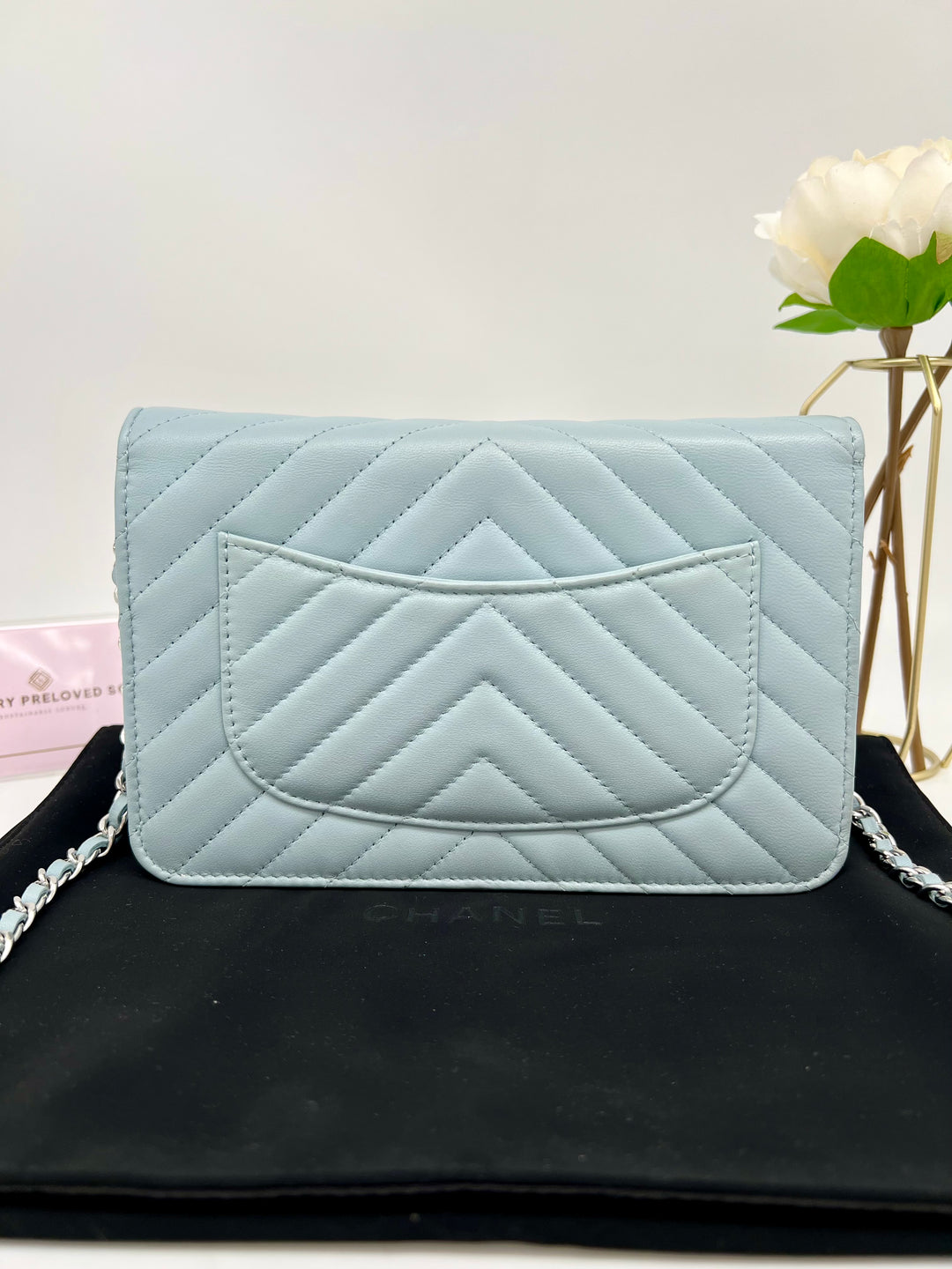 CHANEL CHEVRON WALLET ON CHAIN