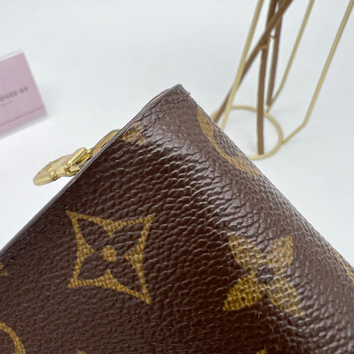 LOUIS VUITTON WALLET MONOGRAM