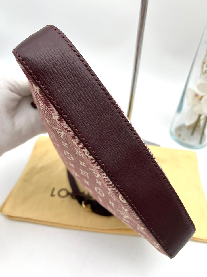 LOUIS VUITTON POCHETTE ACCESSORIES IDYLLE