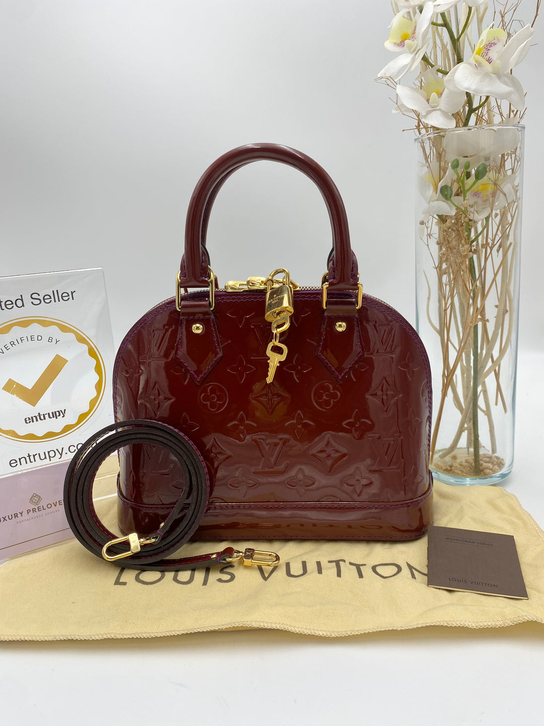 LOUIS VUITTON ALMA BB VERNIS