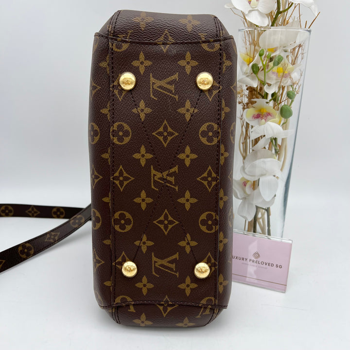 LOUIS VUITTON MONTAIGNE PM