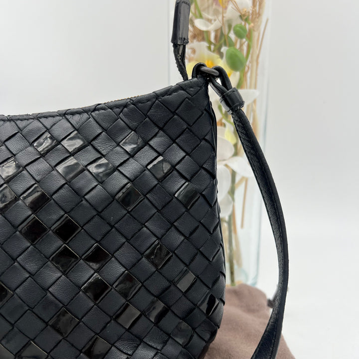 BOTTEGA BLACK SLING BAG