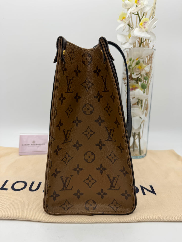 LOUIS VUITTON ON THE GO MM REVERSED