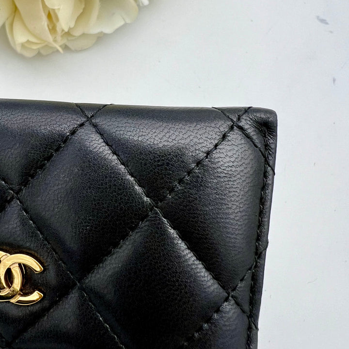 CHANEL CLASSIC GHW LAMBSKIN CARD HOLDER