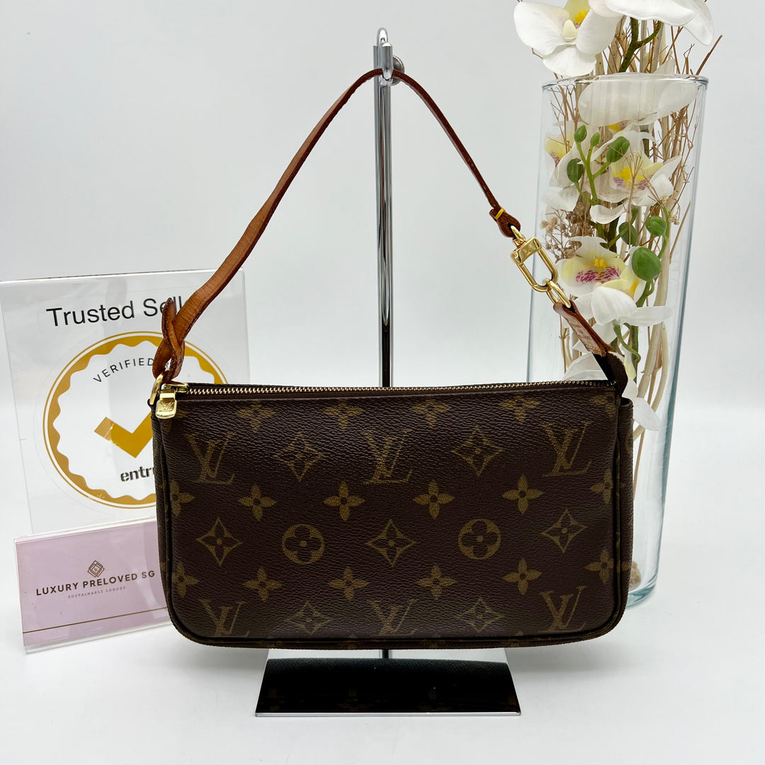 LOUIS VUITTON POCHETTE ACCESSOIRES MONOGRAM