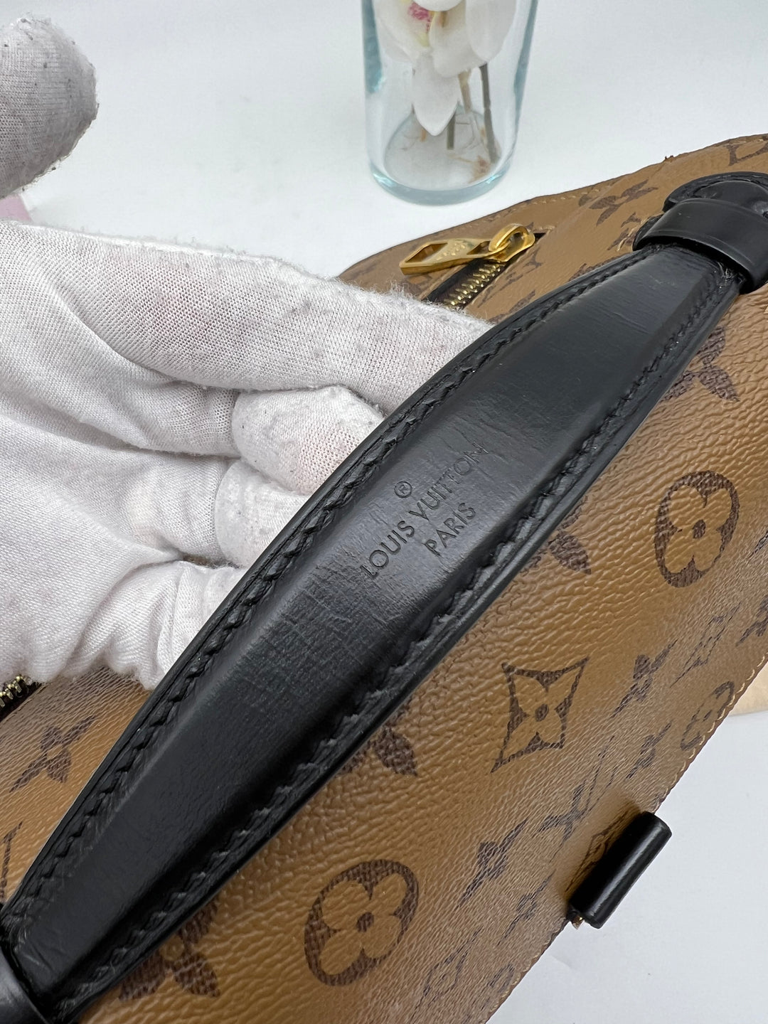 LOUIS VUITTON POCHETTE METIS MONOGRAM REVERSED