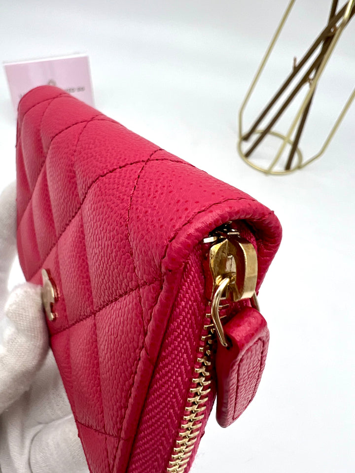 CHANEL CLASSIC ZIP COIN WALLET