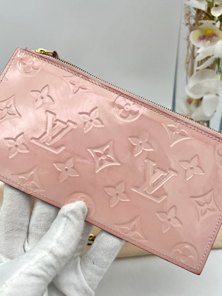 LOUIS VUITTON FELICIE IN PINK PATENT LEATHER