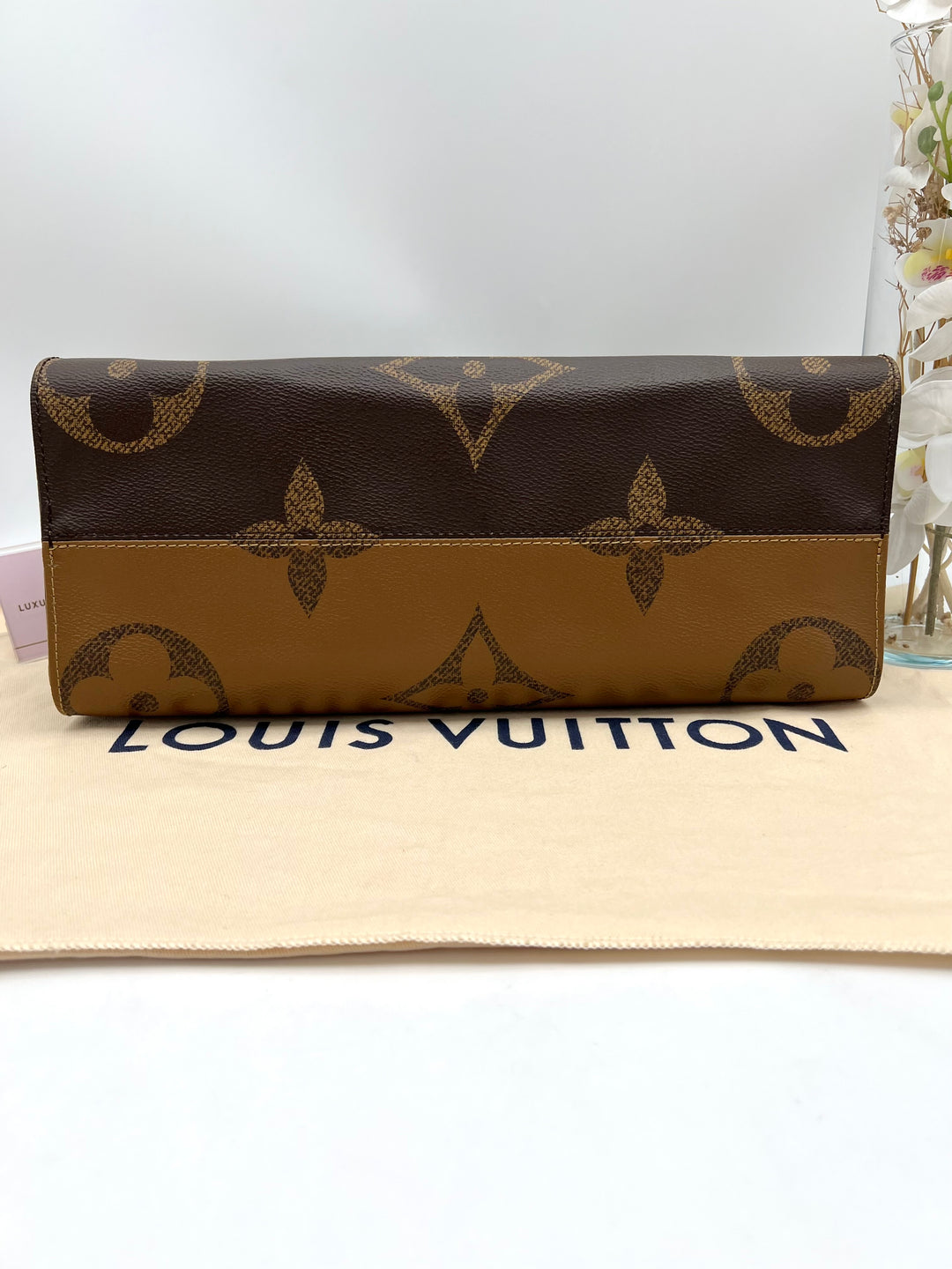LOUIS VUITTON ON THE GO MM REVSERSED (RFID)