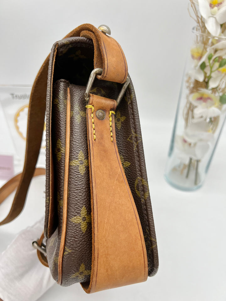 LOUIS VUITTON CARTOURCHIERA MONOGRAM PM