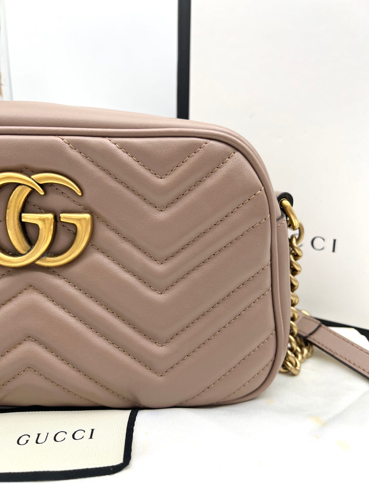 GUCCI MARMONT CAMERA QUILTED SMALL
