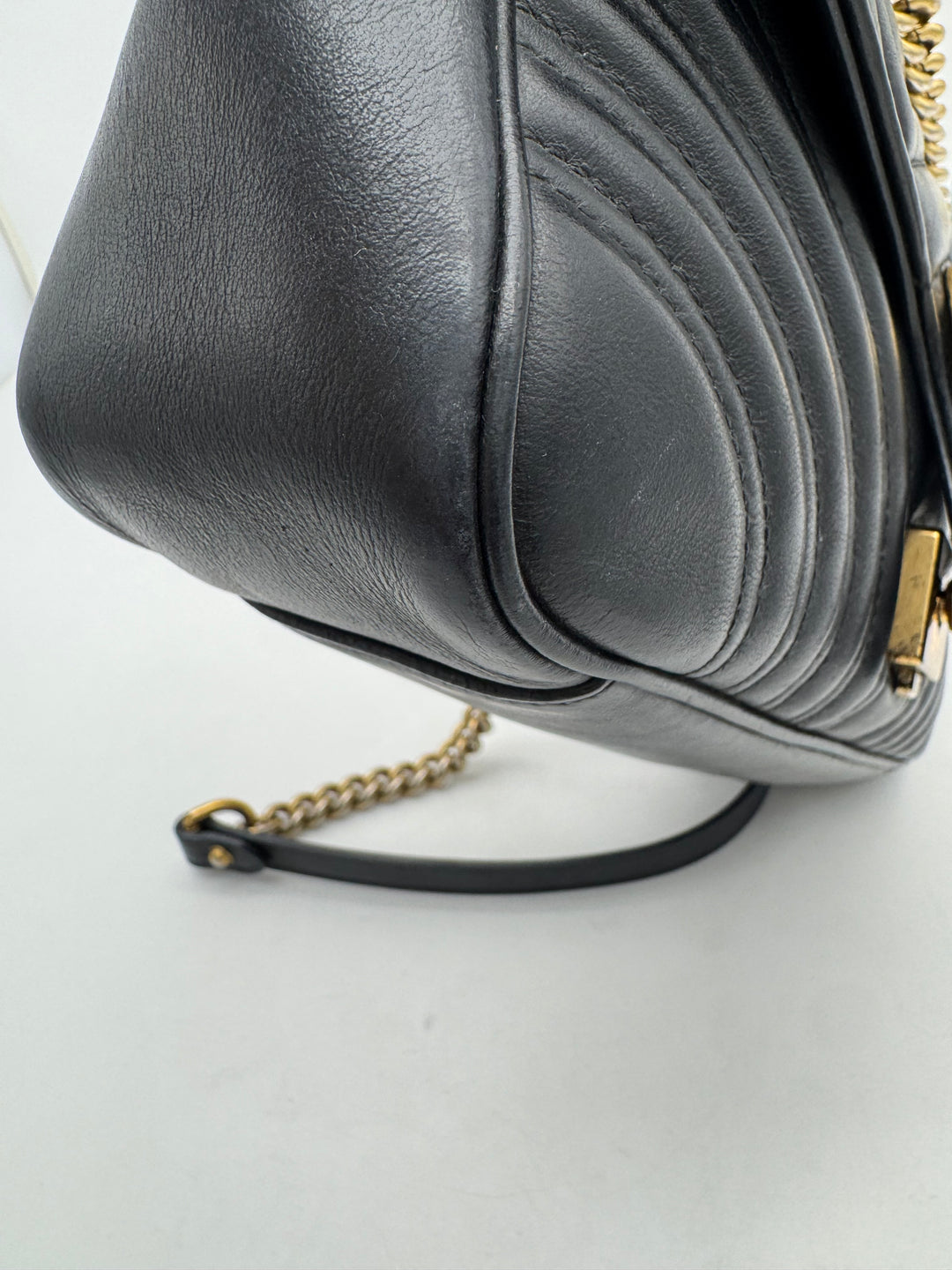 GUCCI MARMONT QUILTED GHW SHOULDER BAG