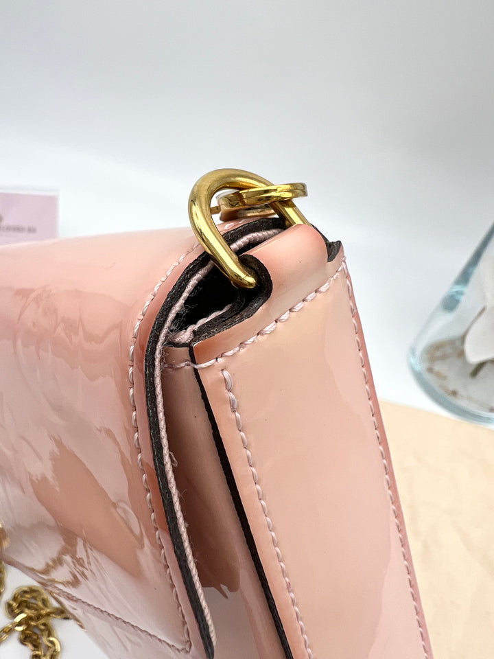 LOUIS VUITTON FELICIE IN PINK PATENT LEATHER