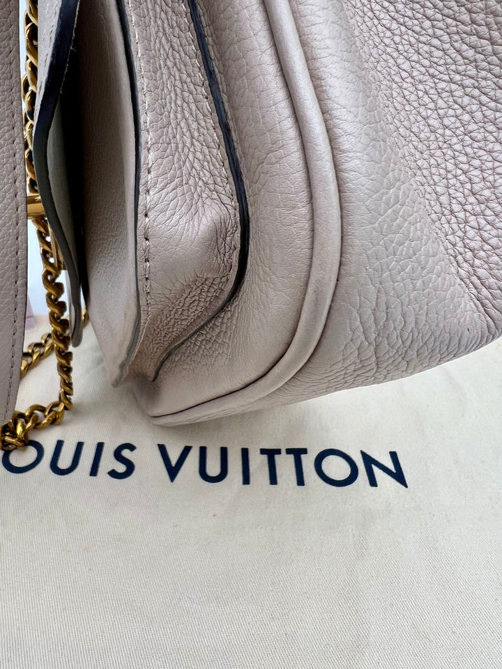 LOUIS VUITTON LOCKME CHAIN PM