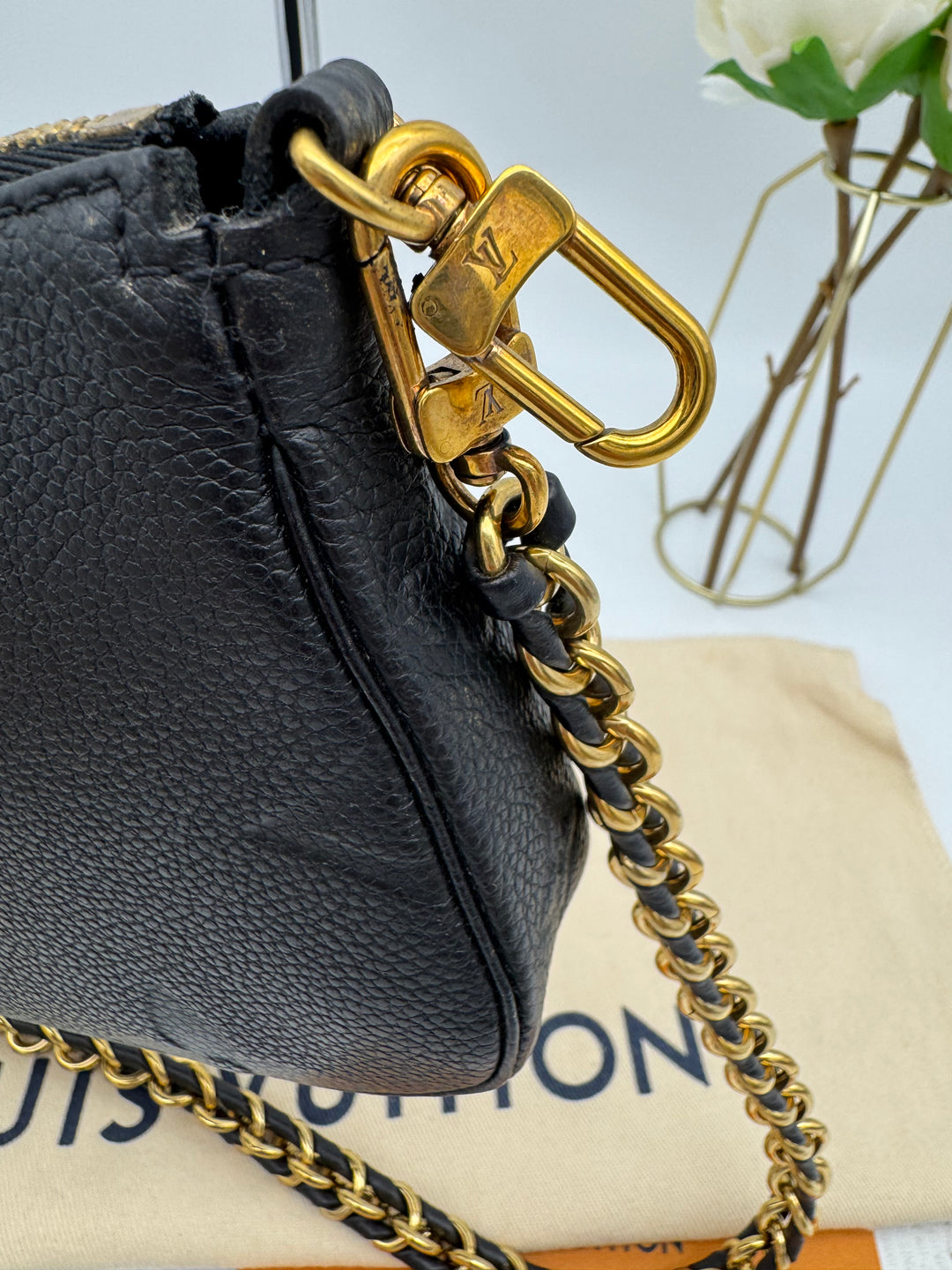 LOUIS VUITTON MULTI POCHETTE EMPRIENTE