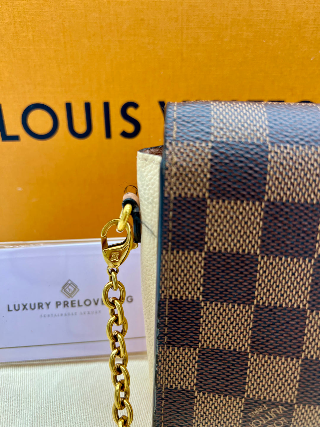 LOUIS VUITTON DAMIER VAVIN