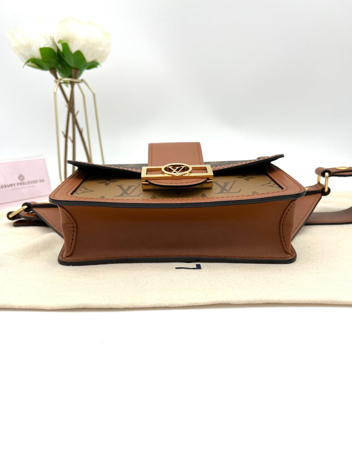 LOUIS VUITTON DAUPHINE REVERSED BELT BAG