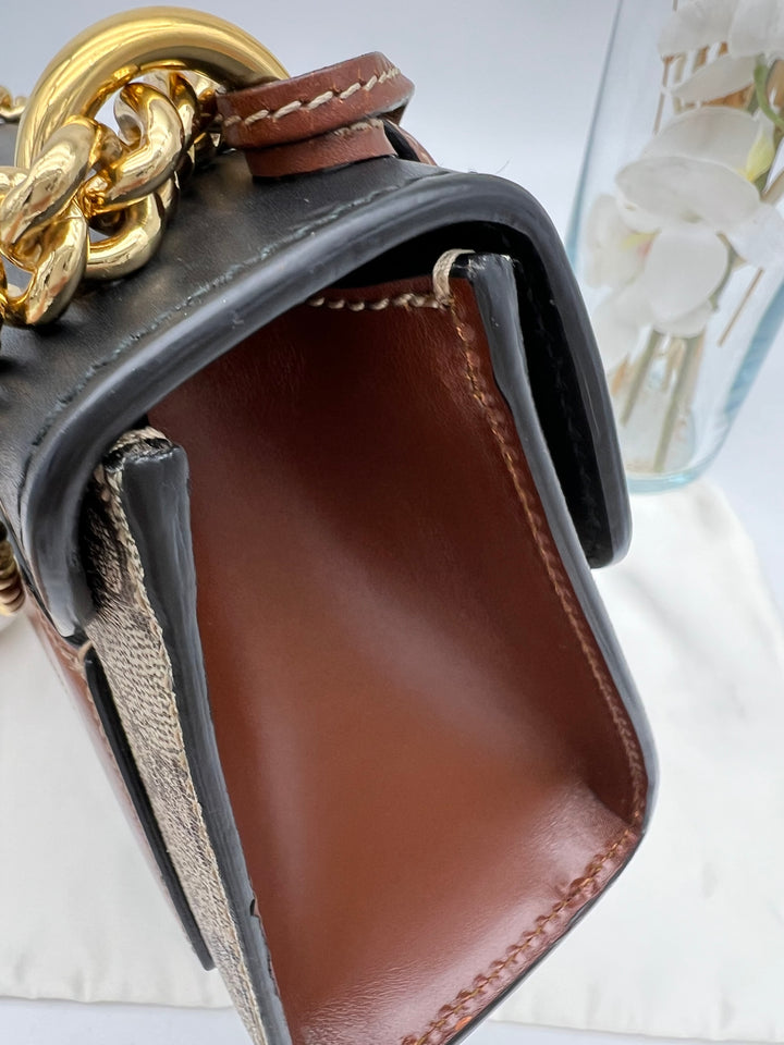 GUCCI PADLOCK GG SUPREME BAG