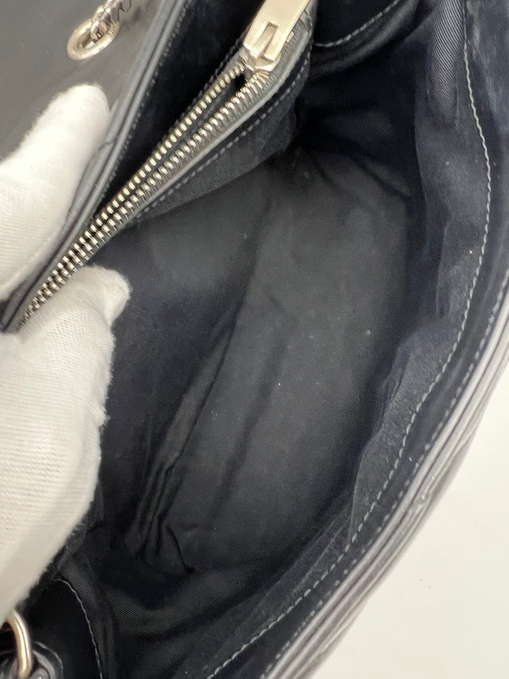 YVES SAINT LAURENT LOULOU MEDIUM