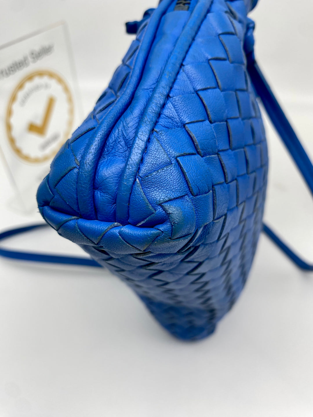 BOTTEGA BLUE LEATHER SLING