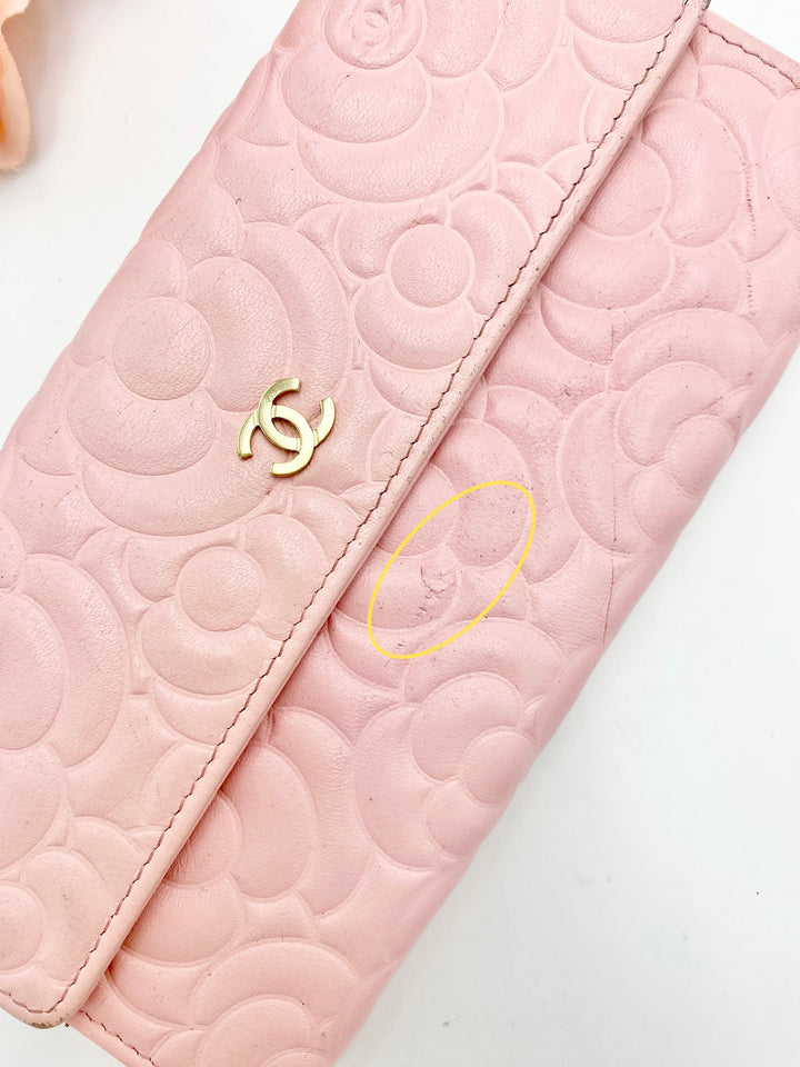 CHANEL CAVIAR CAMELLIA EMBOSSED WALLET