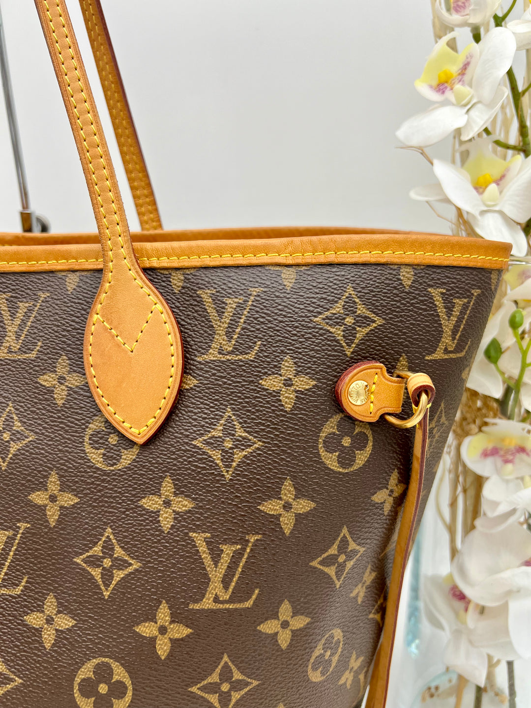 LOUIS VUITTON NEVERFULL MM MONOGRAM W/ POUCH