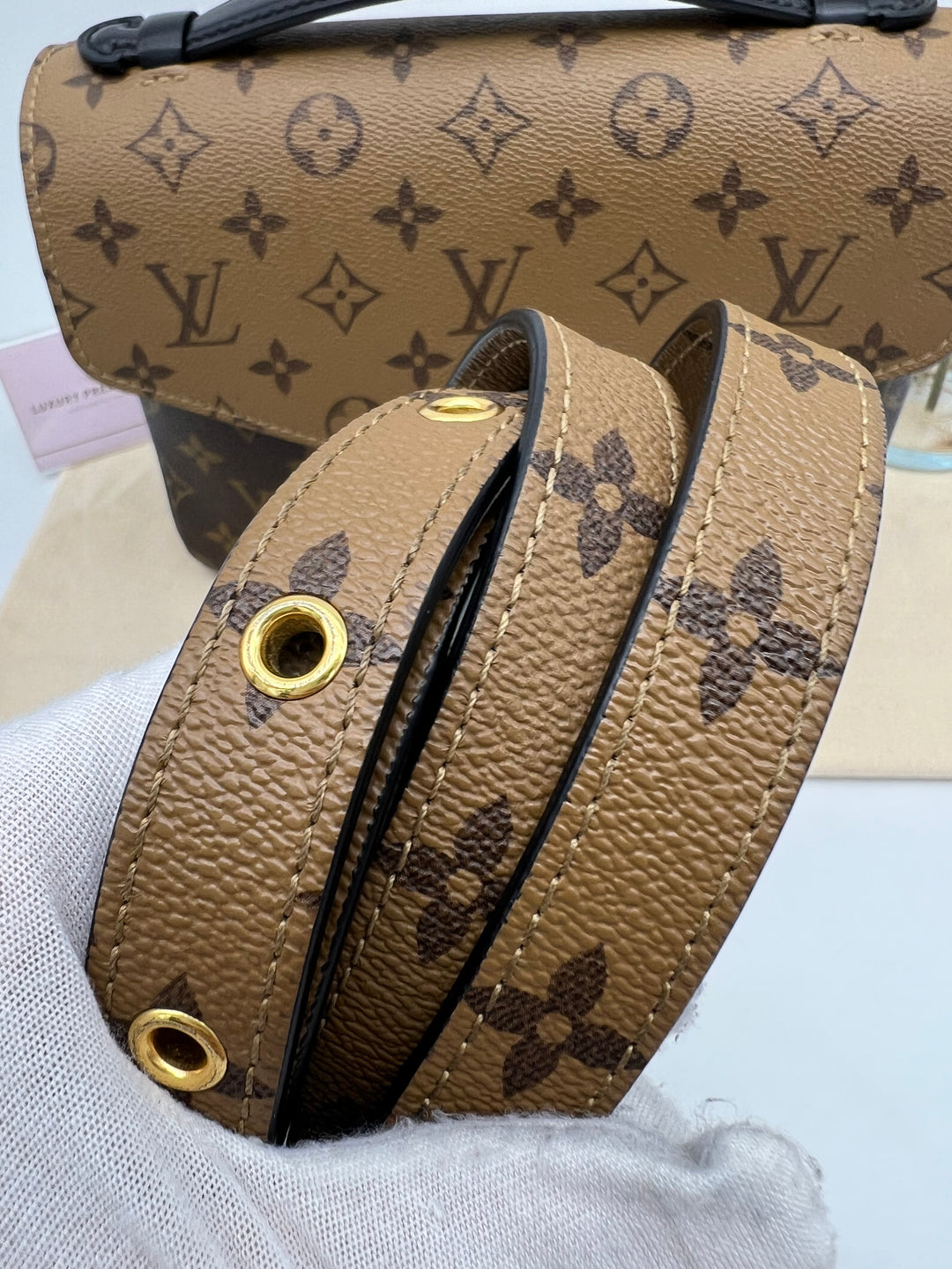 LOUIS VUITTON POCHETTE METIS MONOGRAM REVERSED