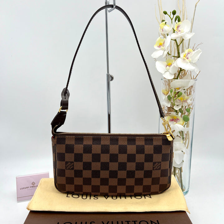 LOUIS VUITTON DAMIER EBENE POCHETTE ACCESSOIRES (new model)