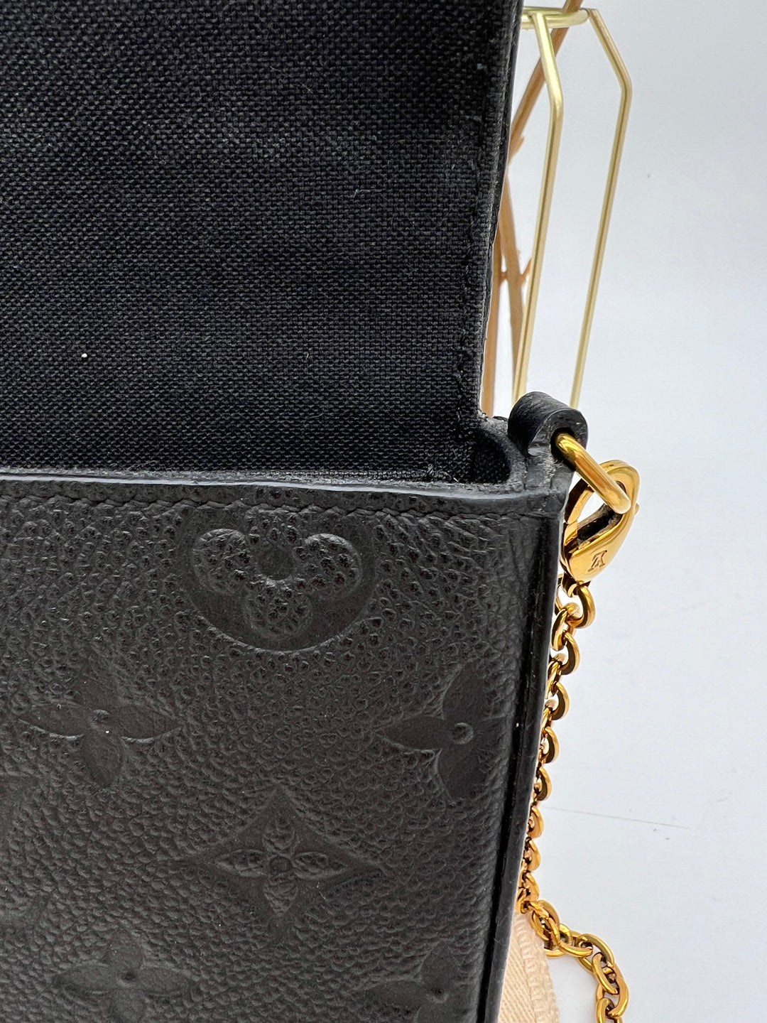 LOUIS VUITTON FELICIE EMPRIENTE LEATHER