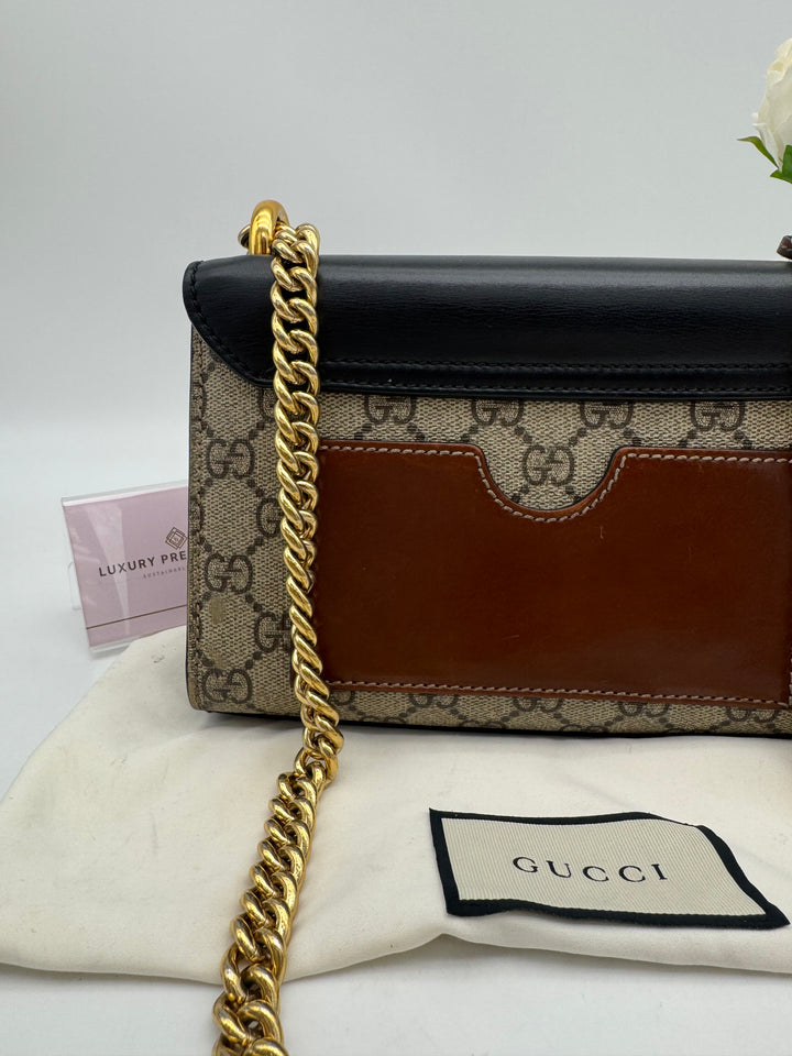 GUCCI PADLOCK GG SUPREME SMALL BAG