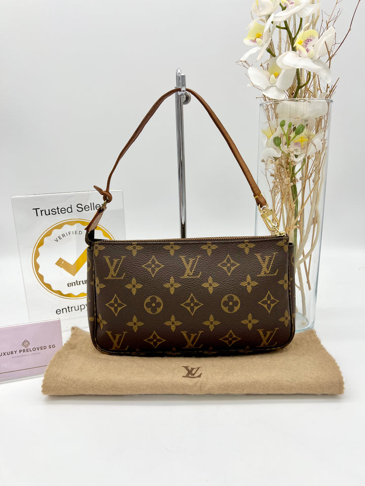 LOUIS VUITTON POCHETTE ACCESSOIRES MONOGRAM