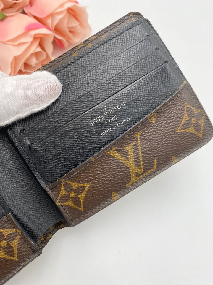 LOUIS VUITTON MONOGRAM MACASSAR WALLET