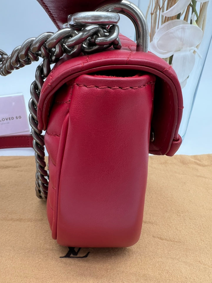 LOUIS VUITTON NEW WAVE CHAIN SHOULDER BAG