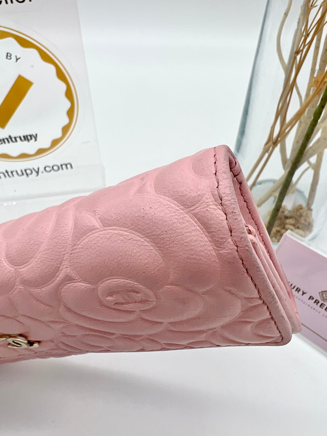 CHANEL CAVIAR CAMELLIA EMBOSSED WALLET