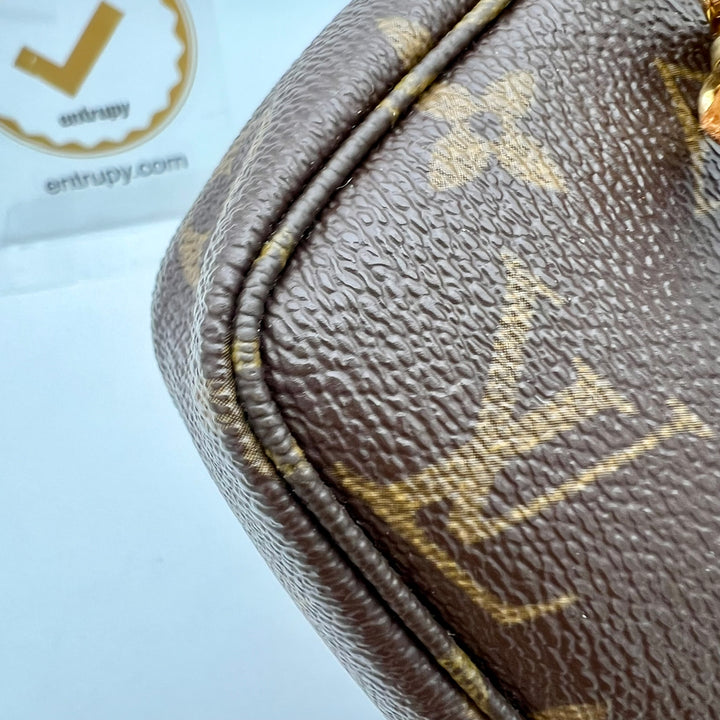 LOUIS VUITTON POCHETTE ACCESSOIRES MONOGRAM