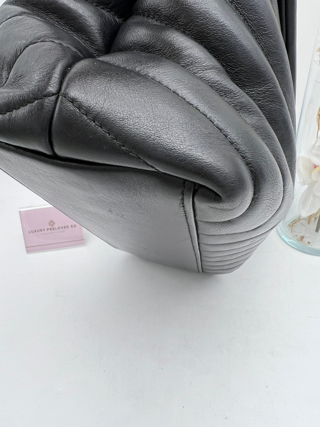 YVES SAINT LAURENT LOULOU MEDIUM