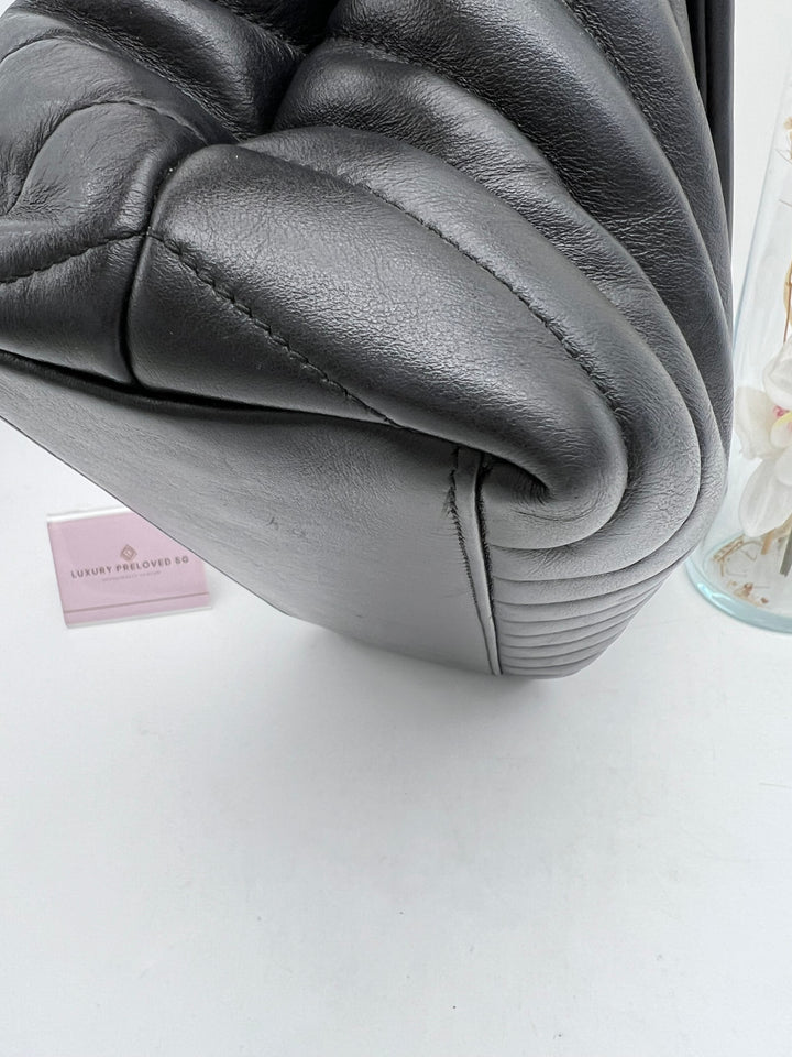 YVES SAINT LAURENT LOULOU MEDIUM