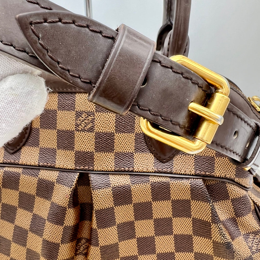 LOUIS VUITTON DAMIER TREVI PM