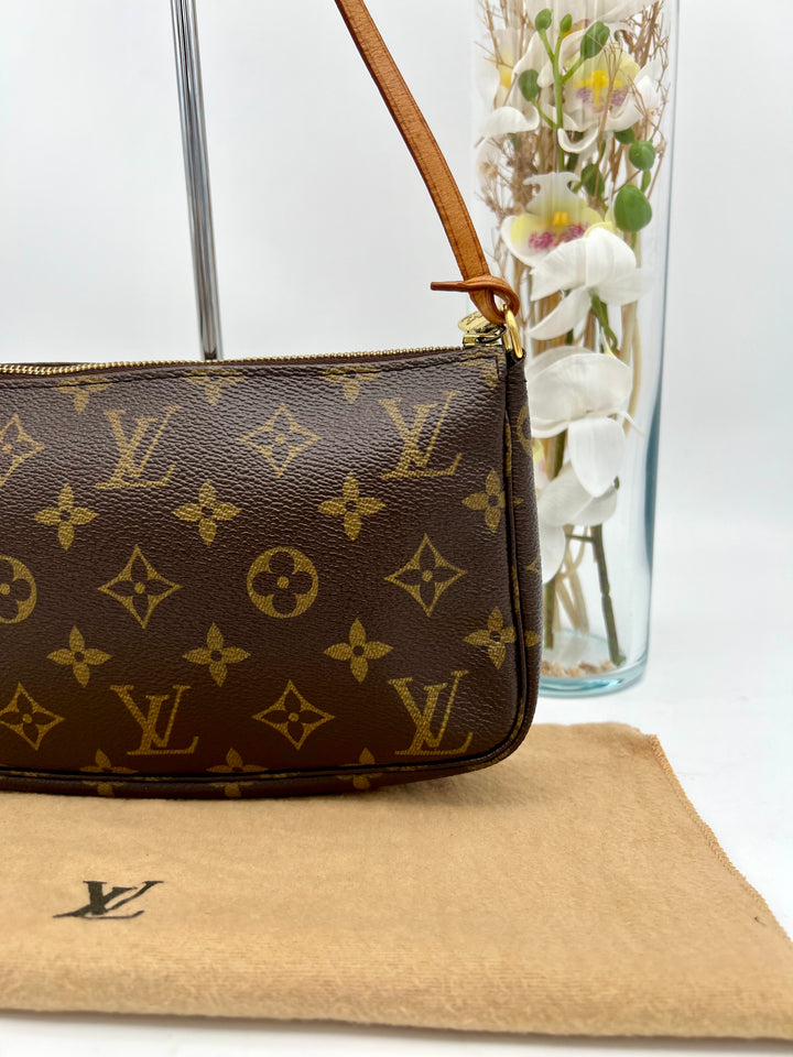 LOUIS VUITTON POCHETTE ACCESSORIES MONOGRAM
