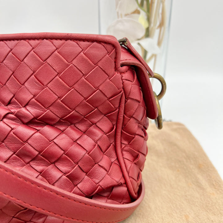 BOTTEGA VENETA INTERECCAITO SHOULDER BAG