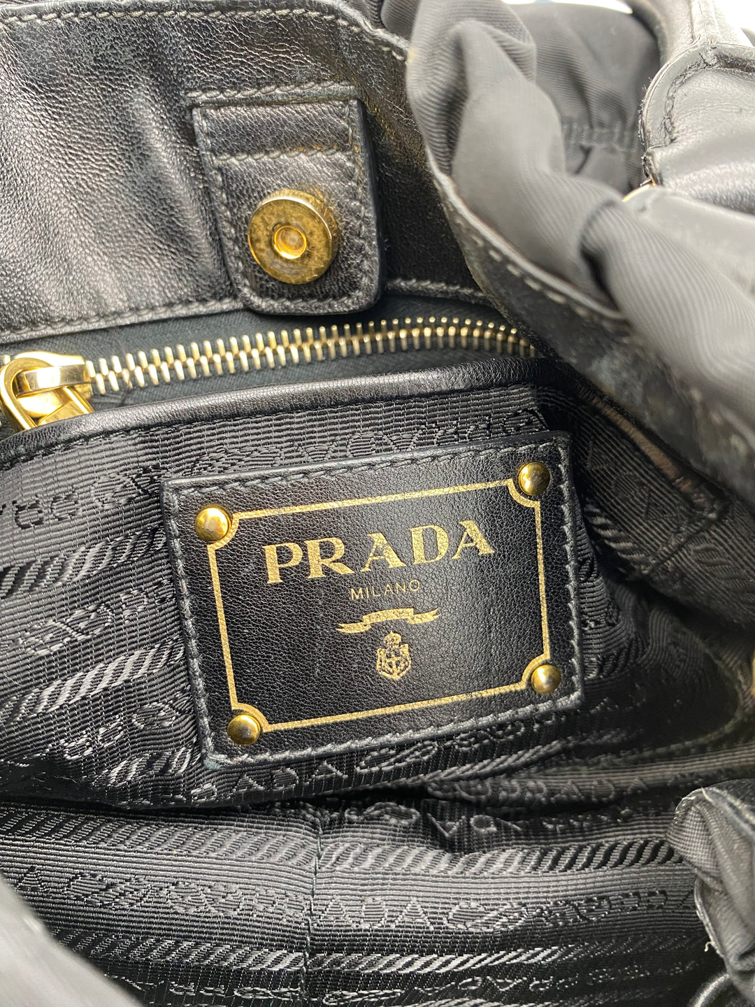 PRADA GUAFRE LEATHER 2 WAY BAG