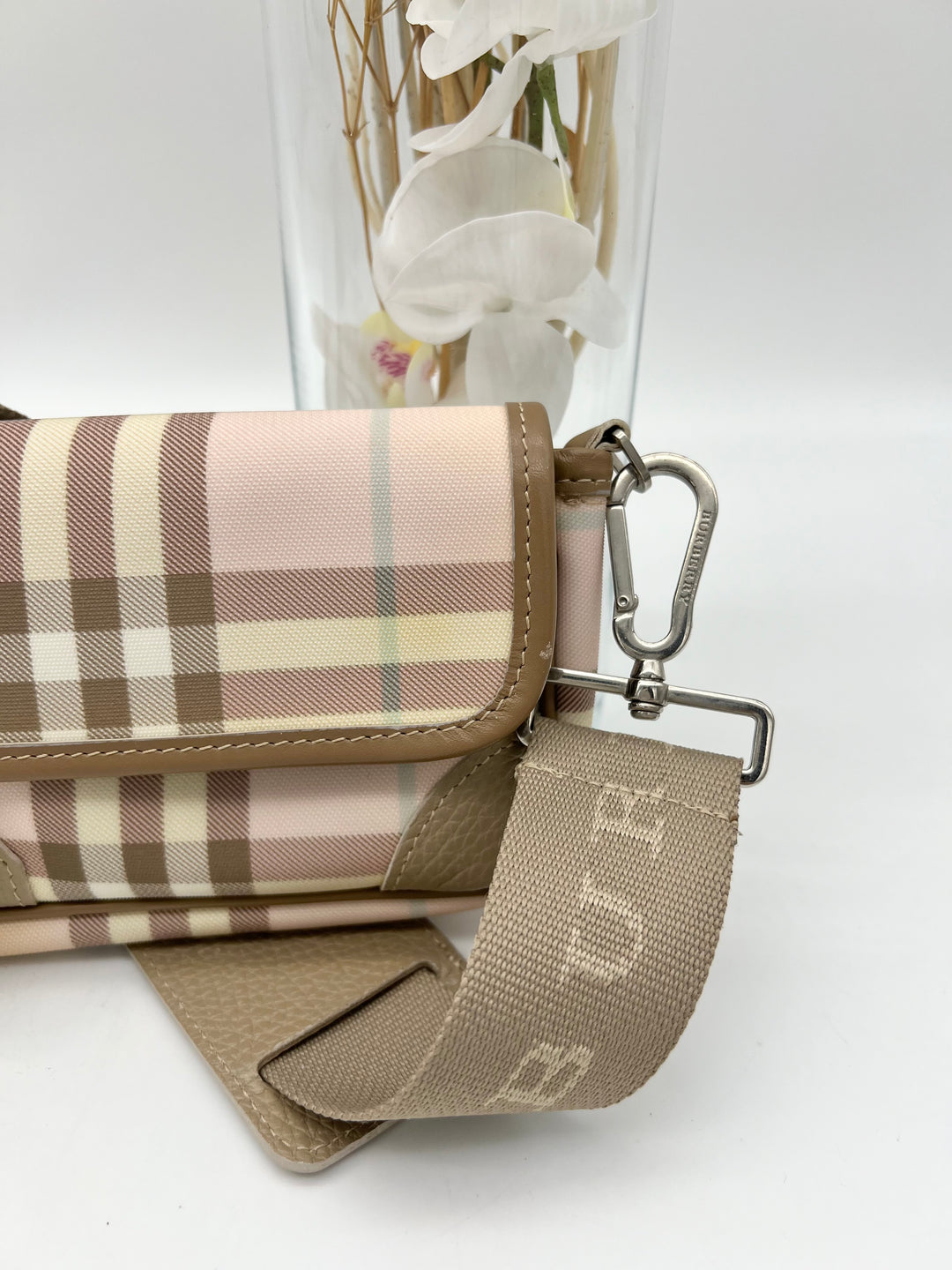 BURBERRY LONDON PVC SLING BAG