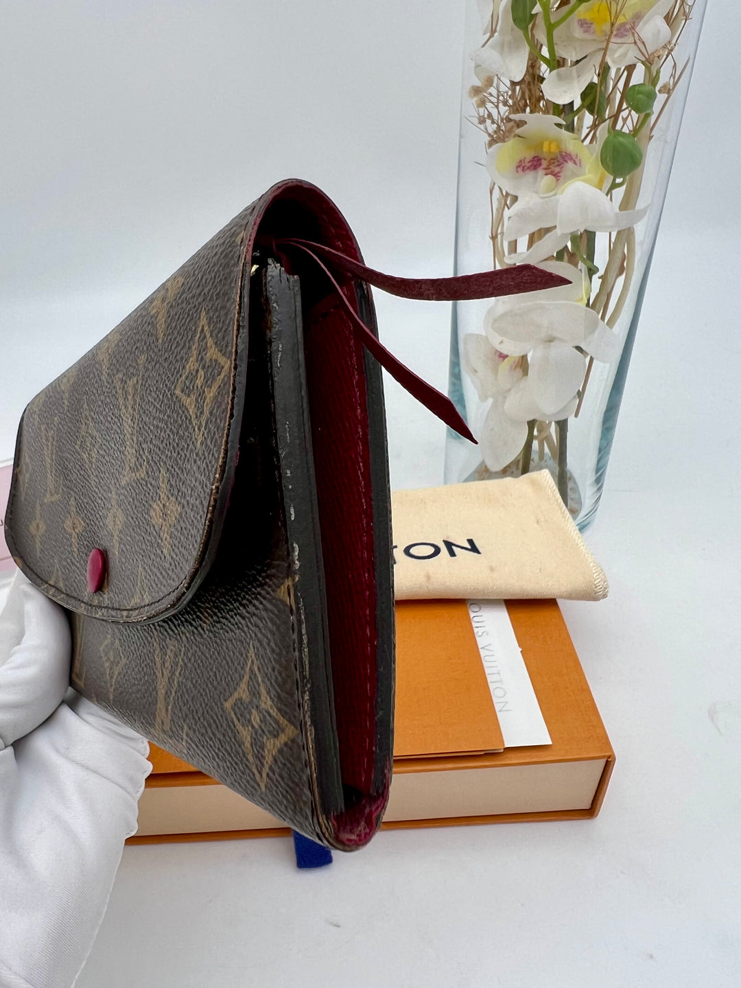 LOUIS VUITTON EMILIE  WALLET