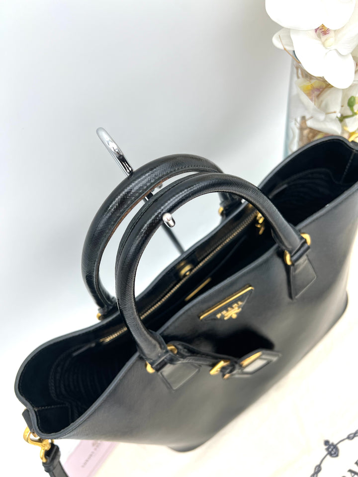 PRADA SAFFIANO VERNICE 2 WAY BLACK