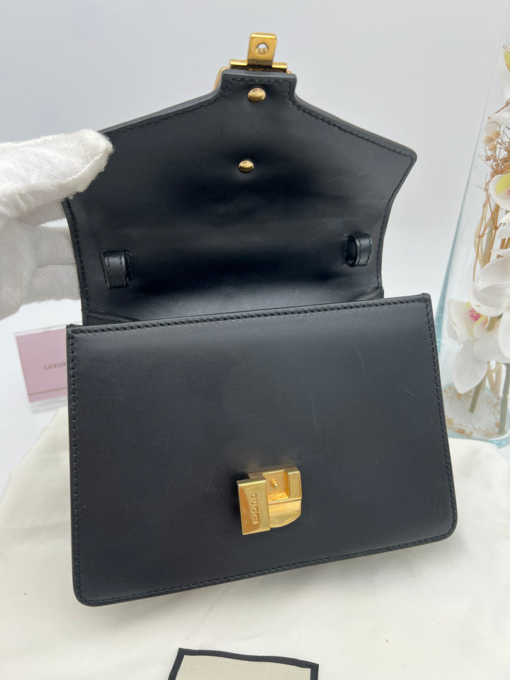 GUCCI SYLVIE TOP HANDLE