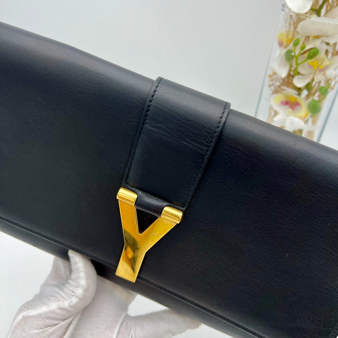 YVES SAINT LAURENT CLUTCH