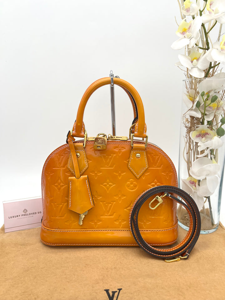 LOUIS VUITTON ALMA BB VERNIS