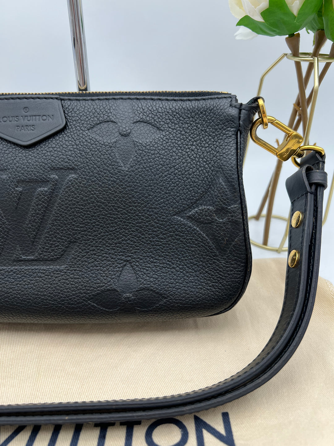 LOUIS VUITTON MULTI POCHETTE EMPRIENTE