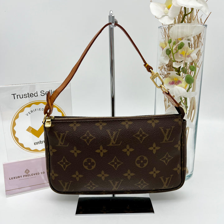 LOUIS VUITTON POCHETTE ACCESSOIRES MONOGRAM