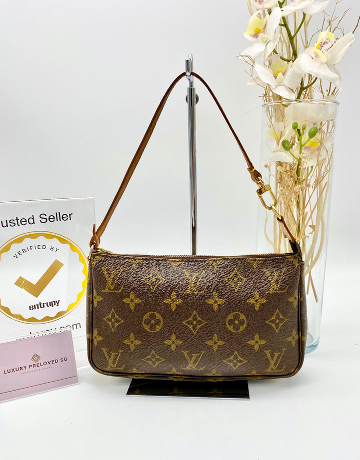 LOUIS VUITTON POCHETTE ACCESSOIRES MONOGRAM